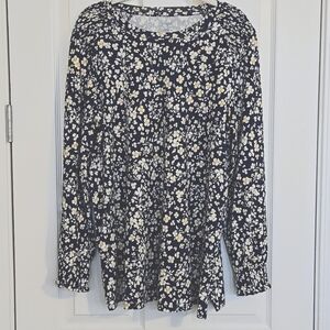 JJill Smocked Navy Floral Tunic
